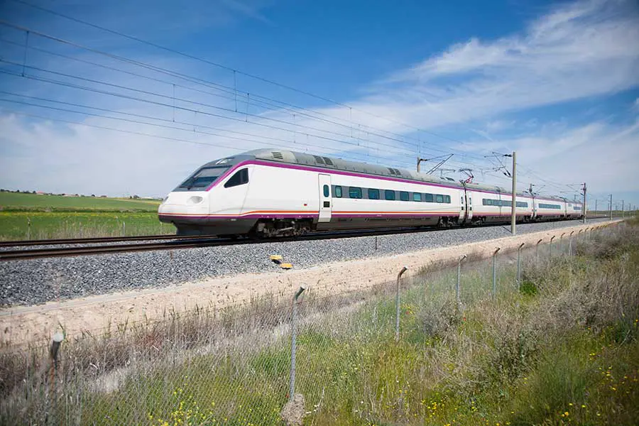 Client-summary-high-speed-trains-Teldat-solution